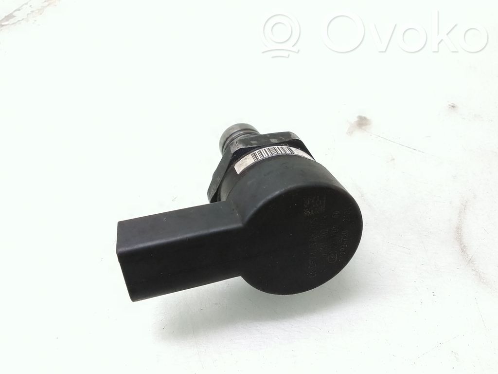 Capteur de pression de carburant   0281002738