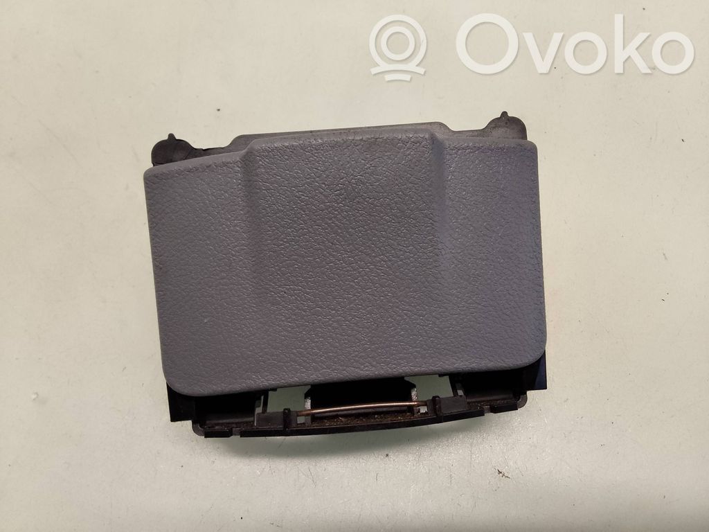 Ford S-MAX Aschenbecher hinten 