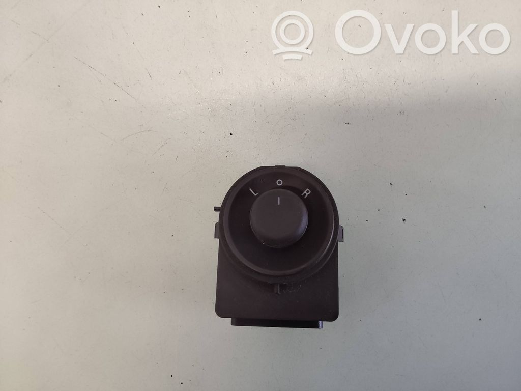 Opel Insignia A Interruptor del espejo lateral 