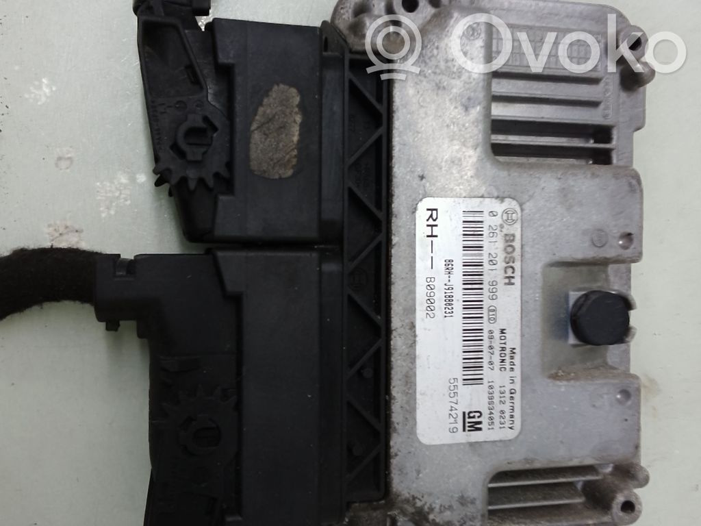 Opel Insignia A Engine control unit/module 