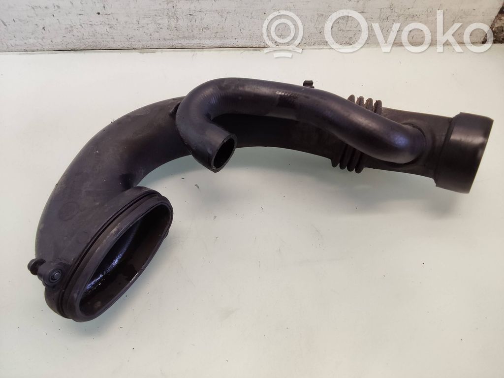 Ansaugrohr Ansaugschlauch Turbolader   7786013,10866710
