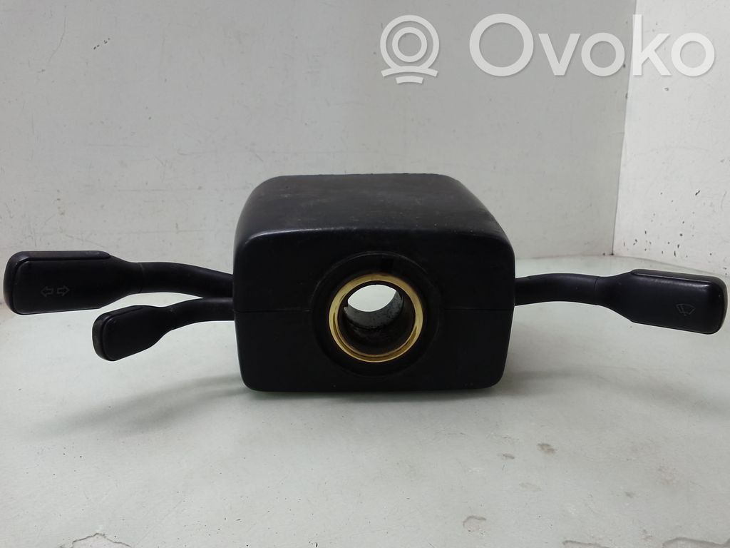 Audi 80 90 S2 B4 Interruptor/palanca de limpiador de luz de giro 