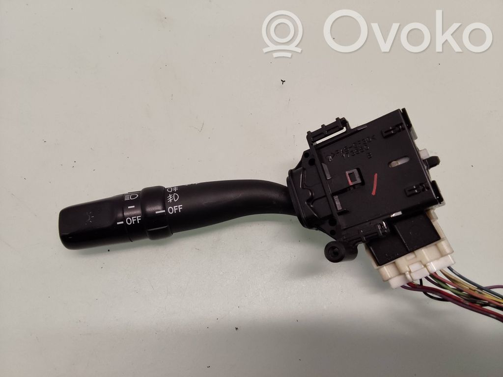 Toyota Corolla Verso E121 Manetă semnalizator 