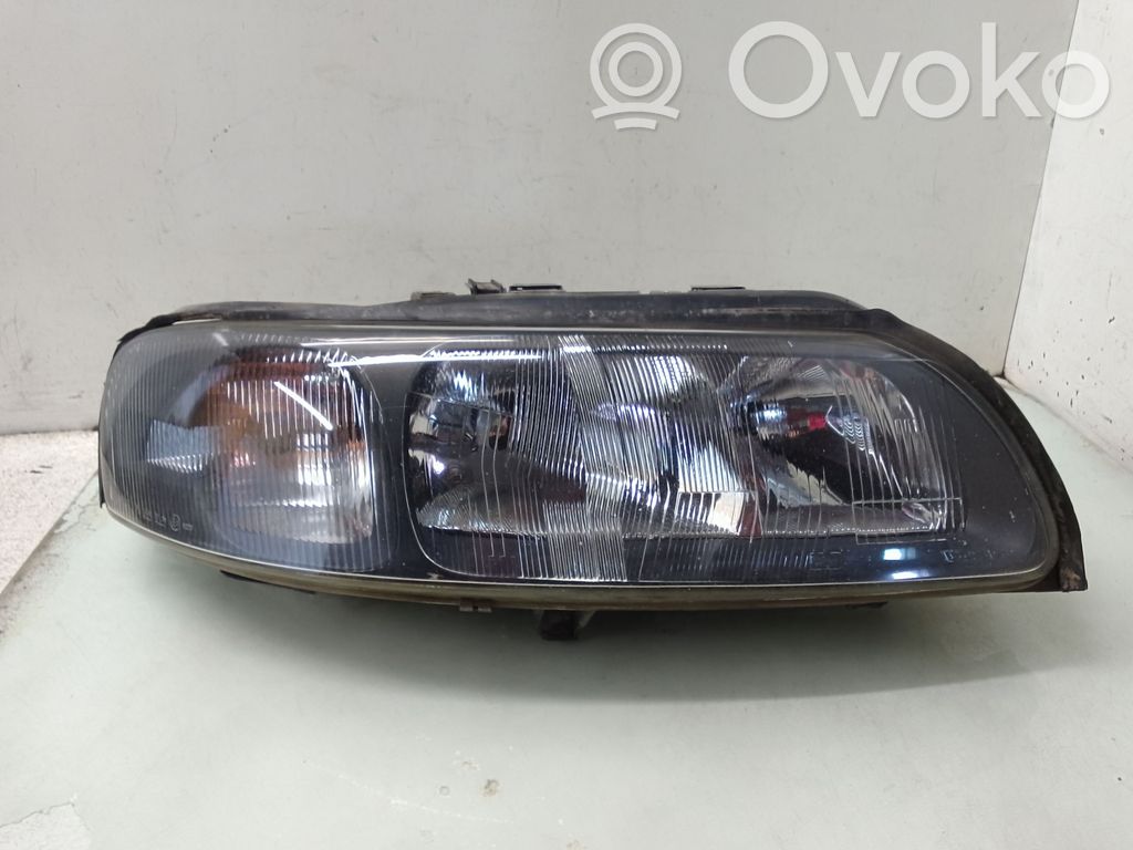Volvo XC70 Headlight/headlamp 