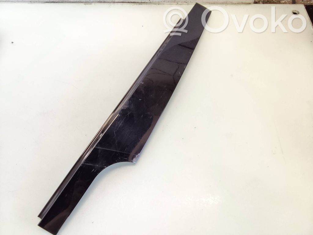 BMW X3 G01 Rivestimento modanatura del vetro della portiera anteriore 