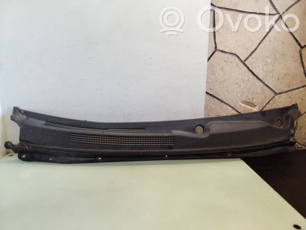 KIA Carens I Moldura del limpia