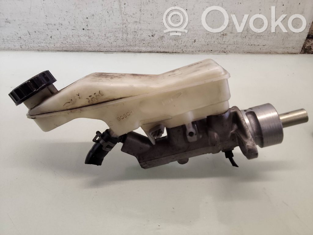 Toyota Corolla Verso E121 Pompă centrală de frână 