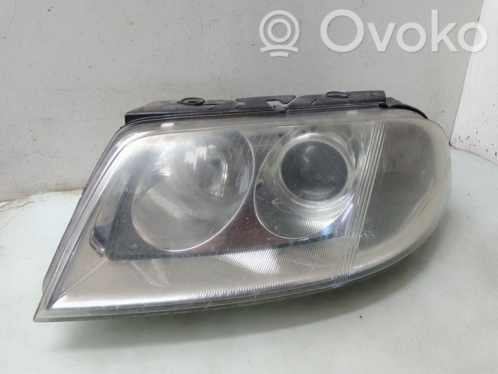 Volkswagen PASSAT B5.5 Faro/fanale 