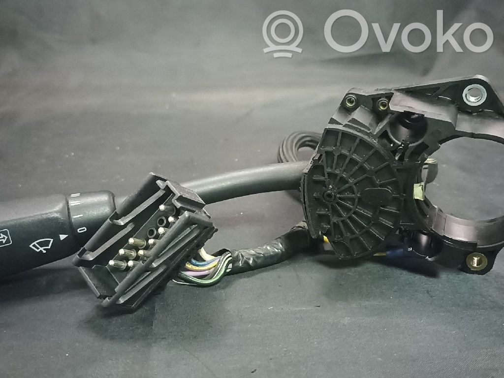 Mitsubishi Galant Commodo, commande essuie-glace/phare 