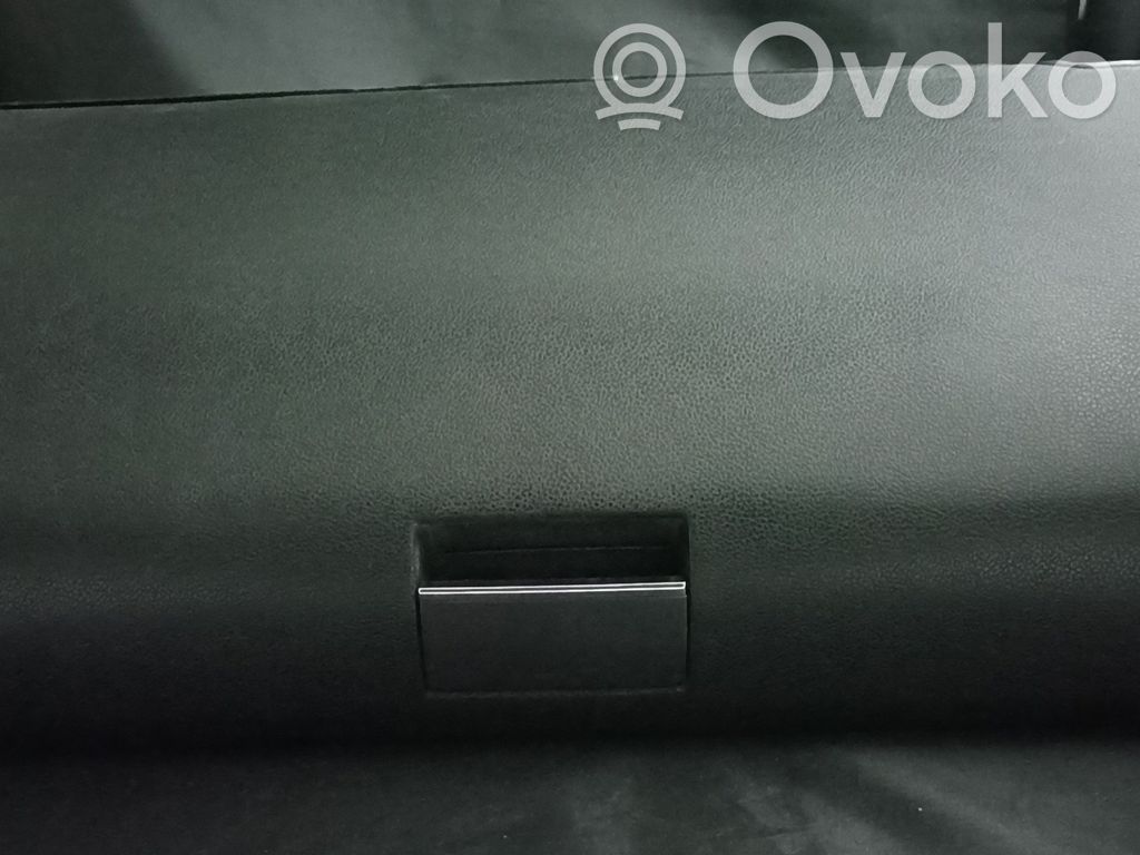 Guantera   1696801691