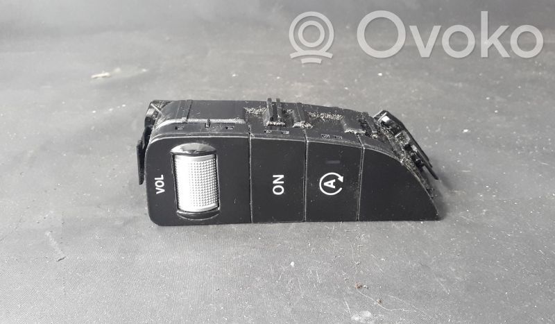 Mercedes-Benz C W205 Interruptor de control multifunción 