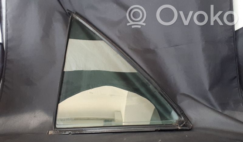 Mercedes-Benz E W124 Rear side window 