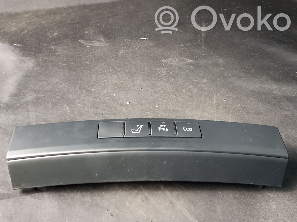 Multifunctional control switch/knob   2128208910