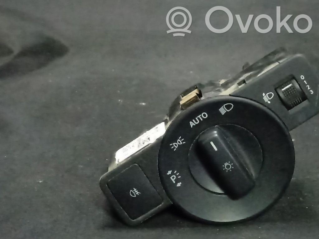 Mercedes-Benz Vito Viano W447 Interruptor de luz 