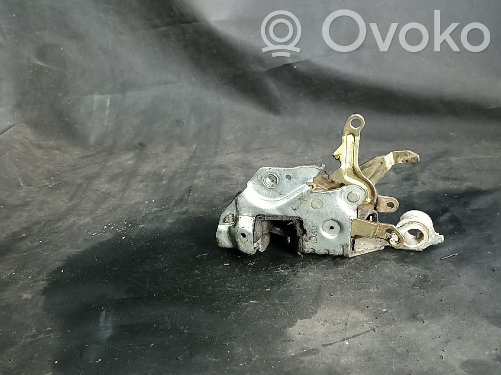 Mercedes-Benz E W124 Front door lock 