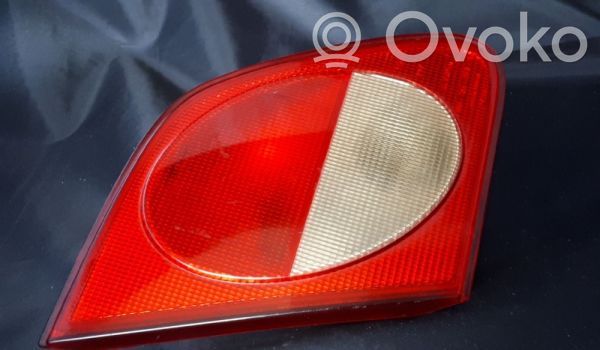 Mercedes-Benz E W210 Tailgate rear/tail lights 