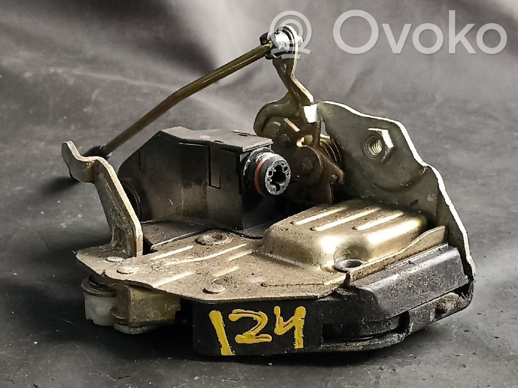 Mercedes-Benz E W124 Front door lock 
