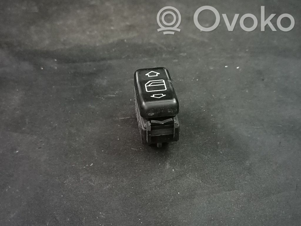Mercedes-Benz E W124 Electric window control switch 