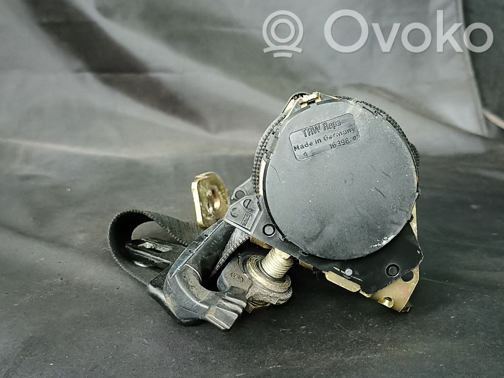 Mercedes-Benz C W202 Cinturón trasero 