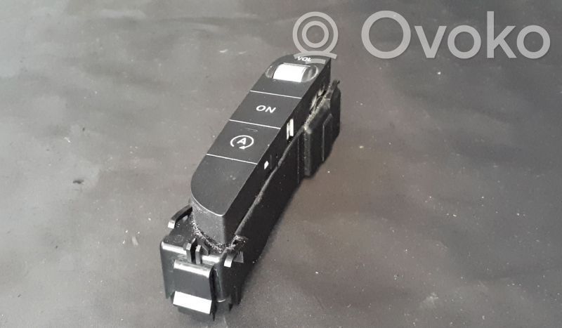 Mercedes-Benz C W205 Interruptor de control multifunción 