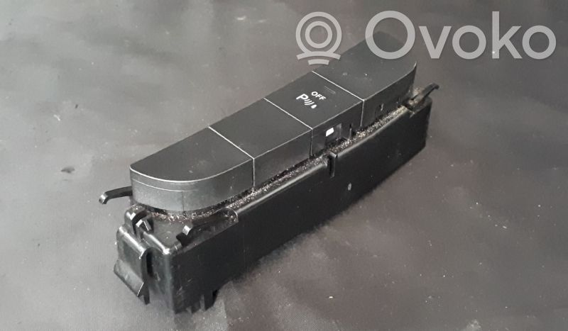 Mercedes-Benz C W205 Interruptor de control multifunción 