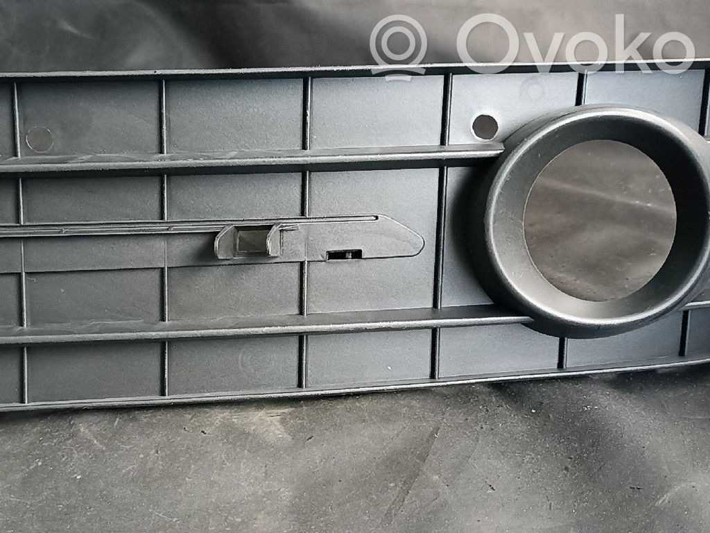 Mercedes-Benz A W169 Griglia anteriore 