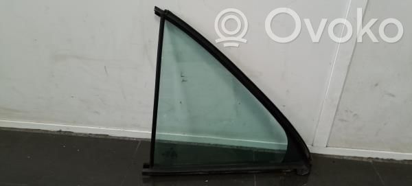 Mercedes-Benz E W210 Rear side window 