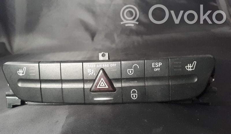 Mercedes-Benz E W211 Hazard light switch 