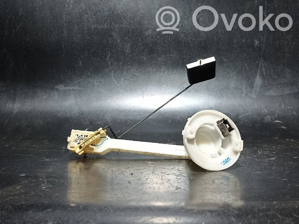 Mercedes-Benz E W210 Fuel level sensor 