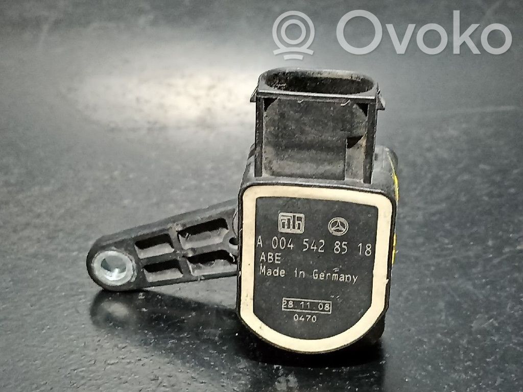 Mercedes-Benz C W204 Headlight level adjustment motor 
