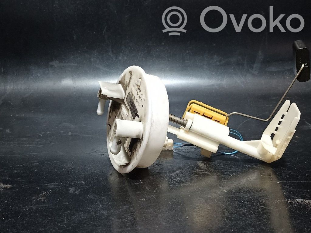 Mercedes-Benz C W203 Fuel level sensor 
