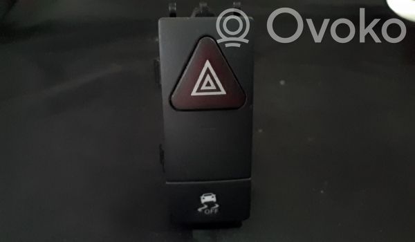 Mercedes-Benz E W212 Hazard light switch 