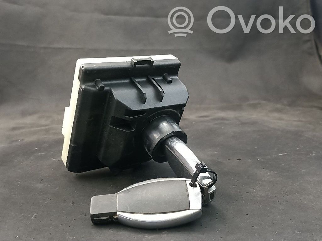 Engine start stop button switch   2059007121,CHAVE