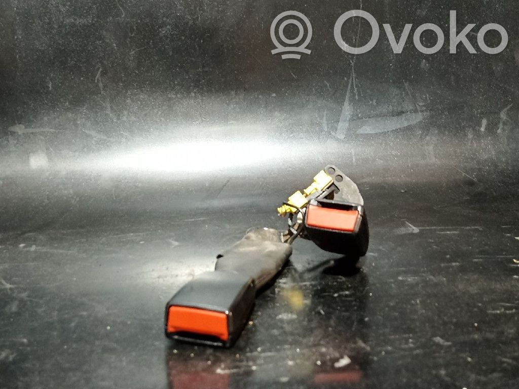 Mercedes-Benz C W204 Rear seatbelt buckle 