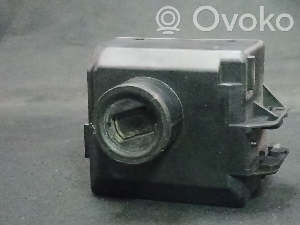 Mercedes-Benz A W176 Engine start stop button switch 