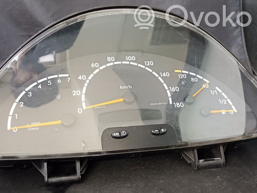 Mercedes-Benz Sprinter W901 W902 W903 W904 Tachimetro (quadro strumenti) 