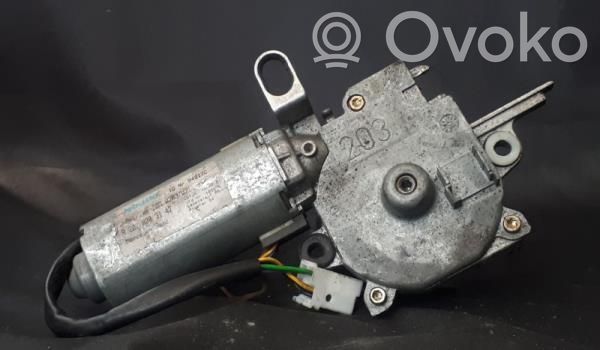 Mercedes-Benz E W211 Motor de techo plegable 