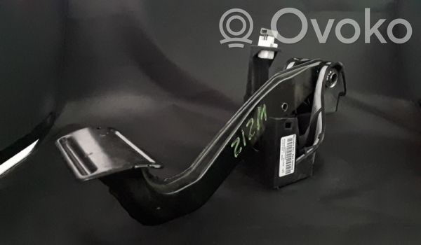 Mercedes-Benz E W212 Brake pedal 