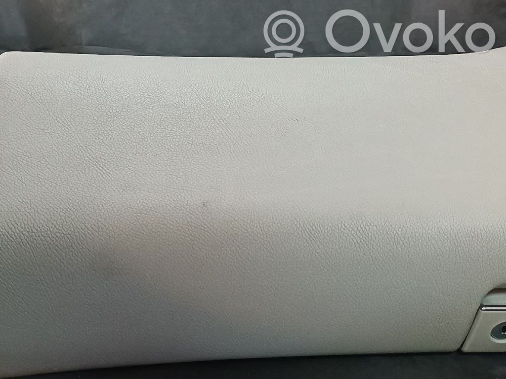 Schowek deski rozdzielczej   2036800698,2036804950,A2036800698,A2036804950,DEFEITOMARCADO