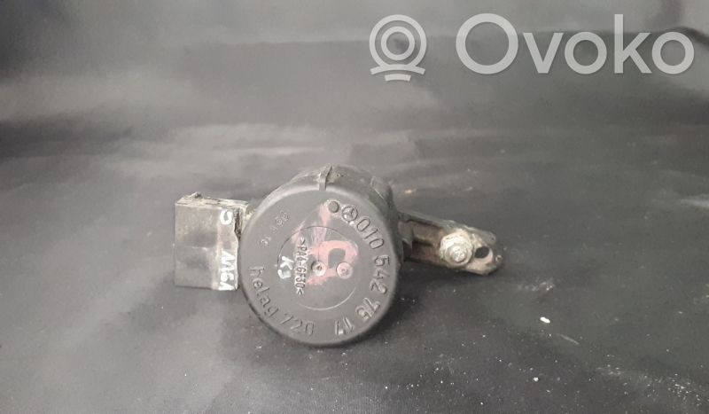 Mercedes-Benz E W210 Headlight level adjustment motor 