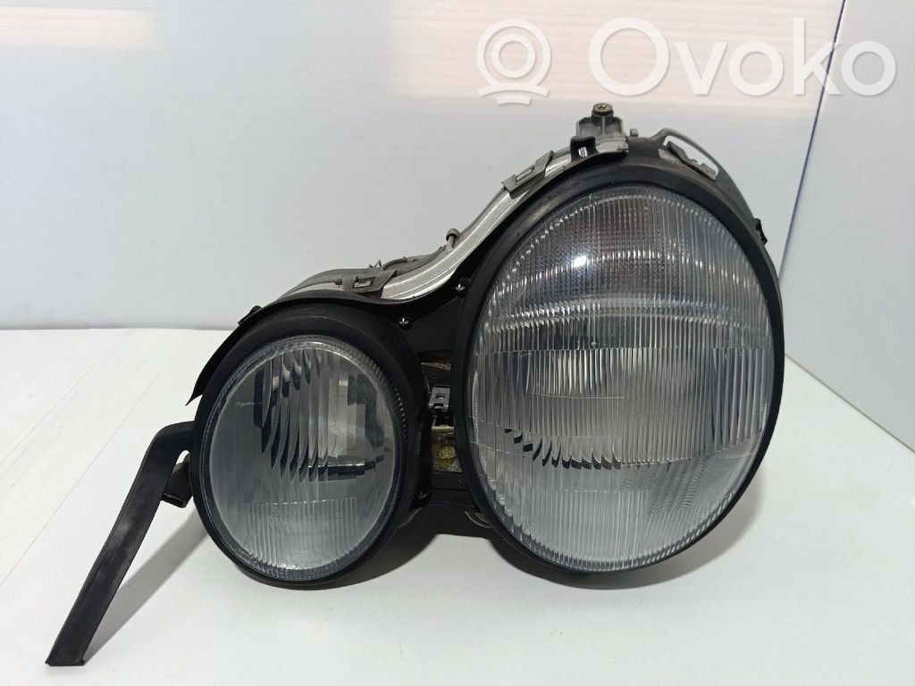 Phare frontale   2108200361,A2108200361