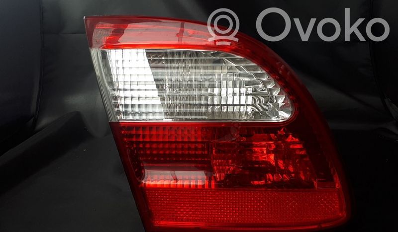Mercedes-Benz E W211 Lampă spate în capacul portbagajului 