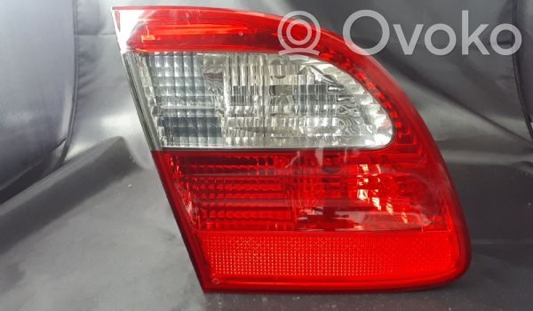 Mercedes-Benz E W211 Lampă spate în capacul portbagajului 