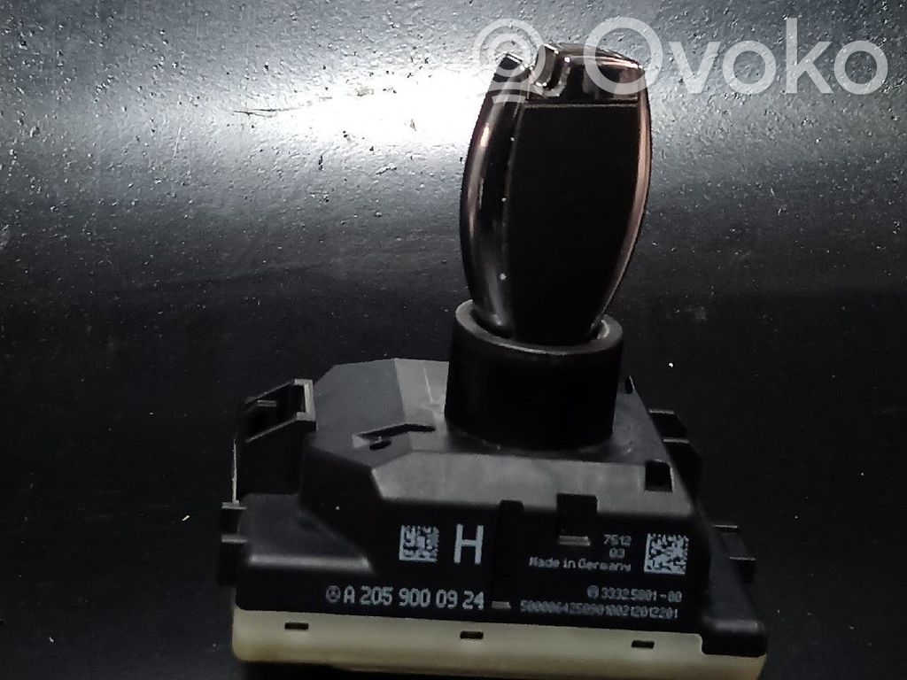 Mercedes-Benz C W205 Buton pornire/oprire motor 