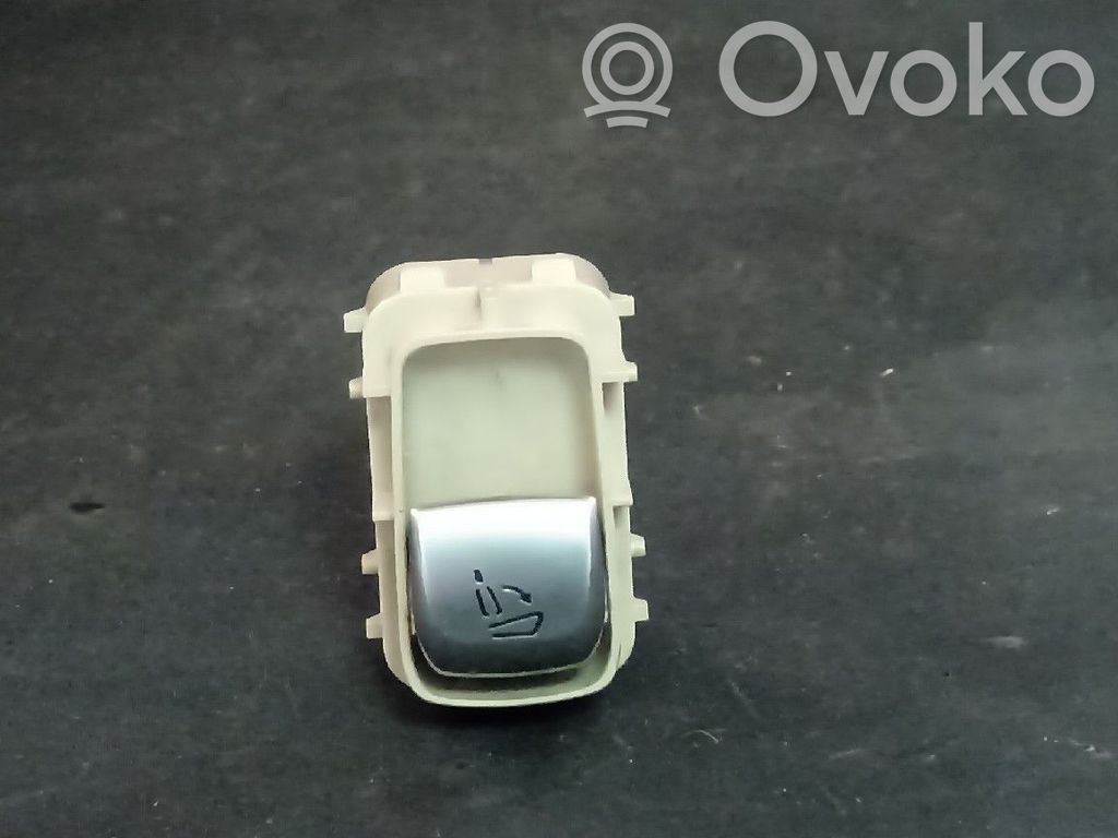 Mercedes-Benz C W205 Interruptor de control del asiento 