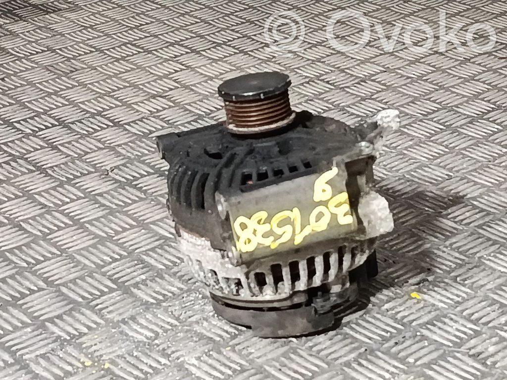 Mercedes-Benz C W203 Ģenerators 