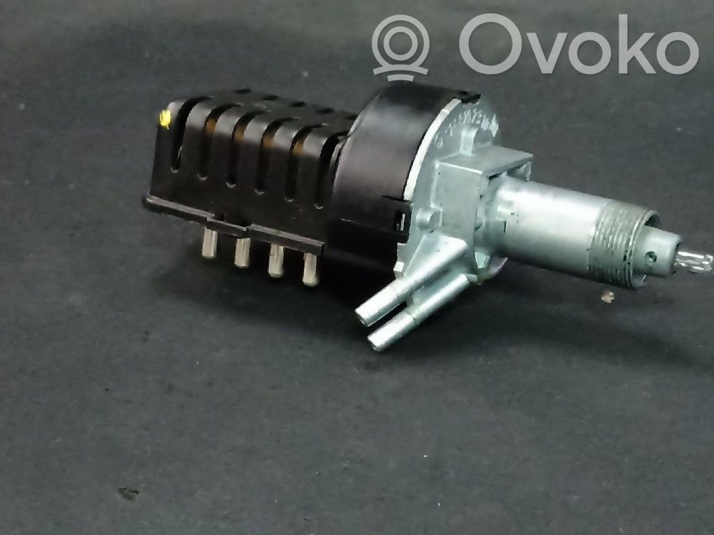 Mercedes-Benz E W124 Interruptor de control multifunción 