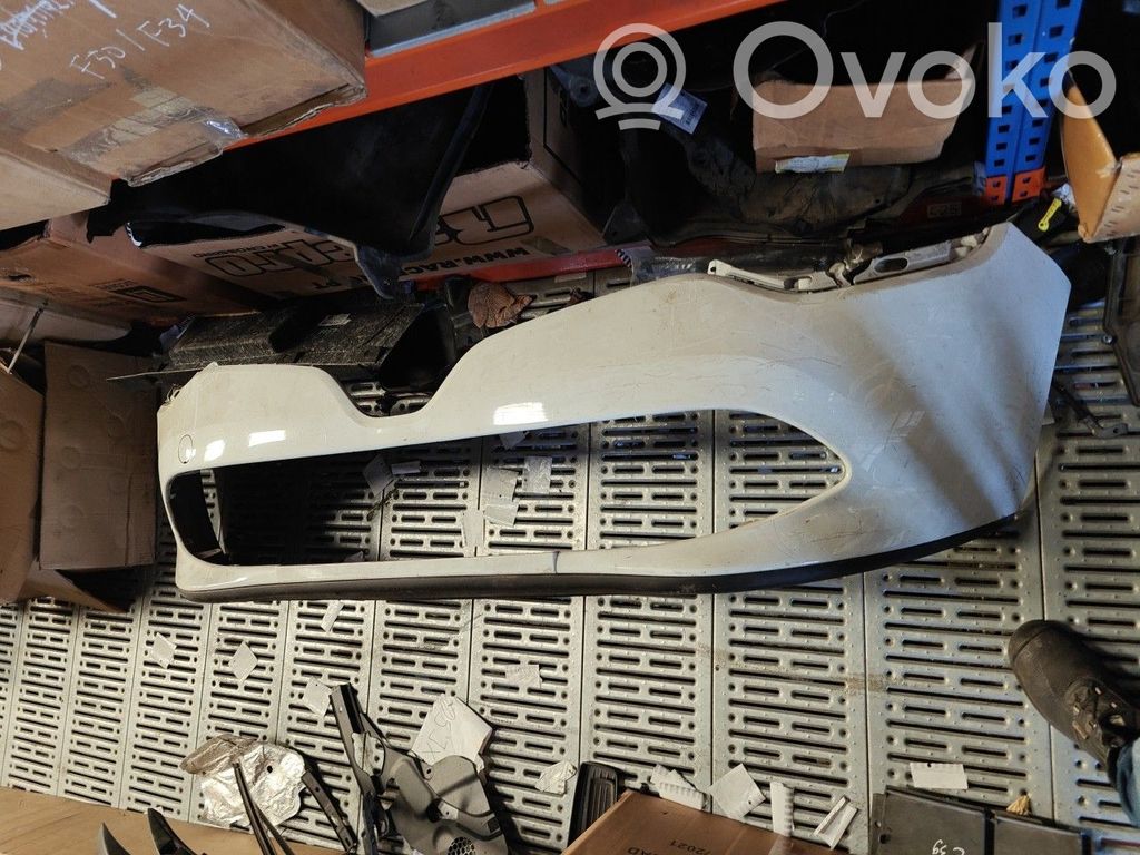 Передний бампер   820221920R,RENAULTCLIOIV4