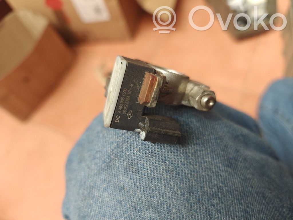 Battery control module   A4539054500