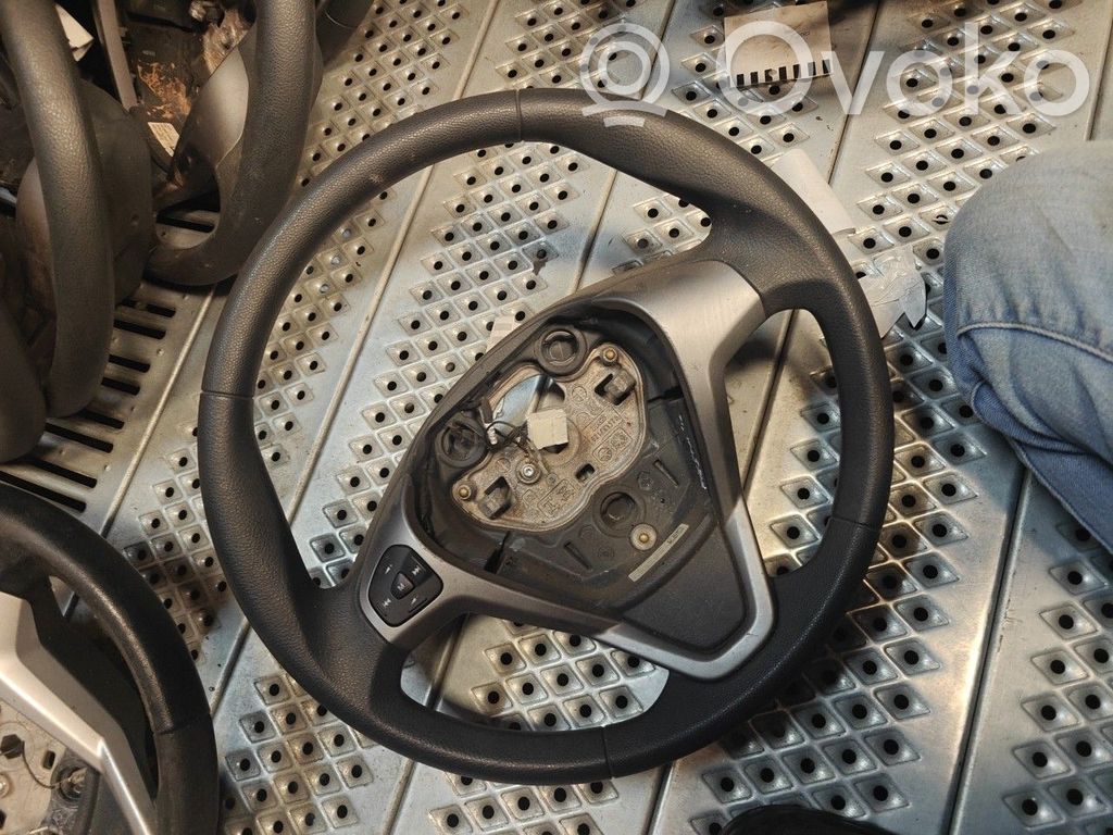 Ford Fiesta Ohjauspyörä 